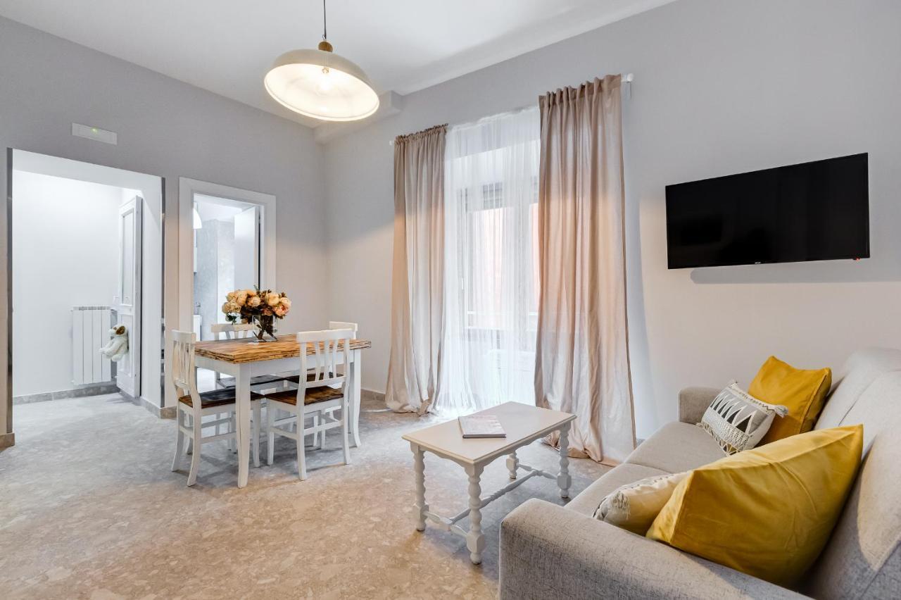 Trevi Fountain - Shabby - Romedreamhome Exteriér fotografie